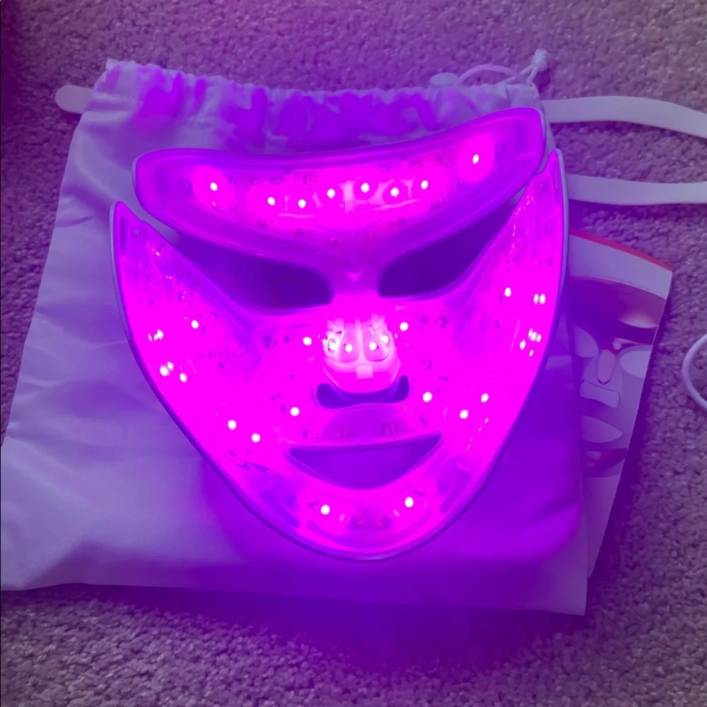 Dr. Dennis Gross DRx SpectraLite FaceWare Pro LED Mask – Rose Gold/White